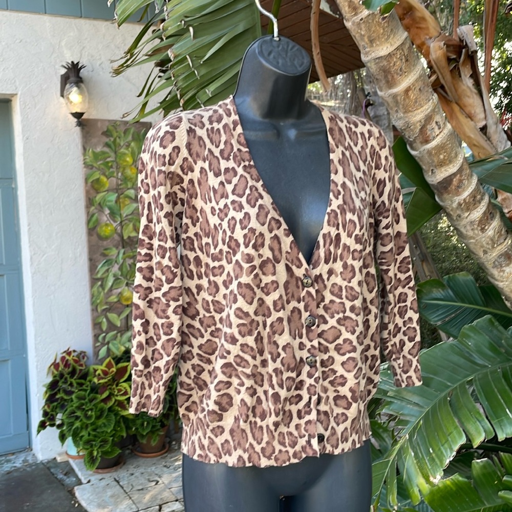 Leopard print, deep V short cardigan